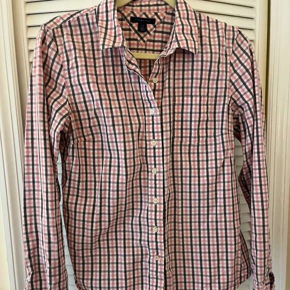 Women's Tommy Hilfiger Button-Down Shirt - Picture 1 of 7